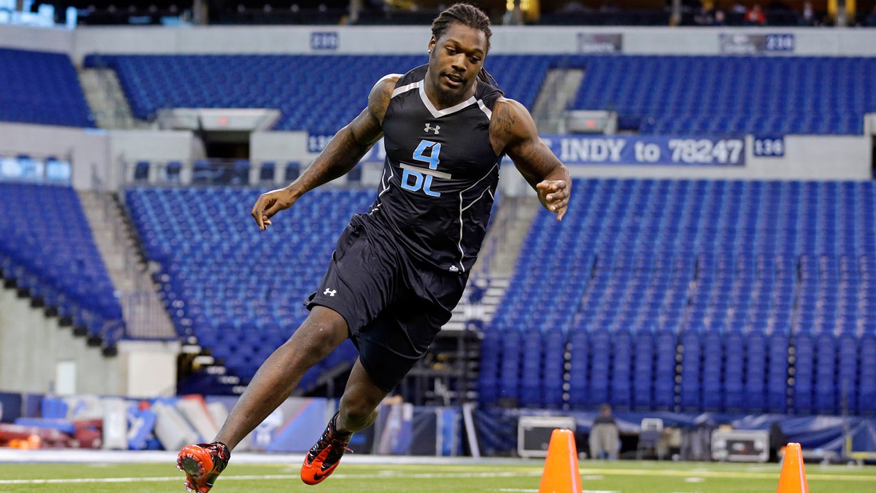Clowney's 40 time puts even more pressure on Falcons